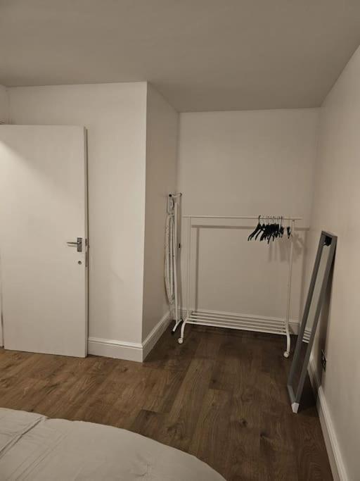 Beautiful Garden Flat Near Central London Bagian luar foto