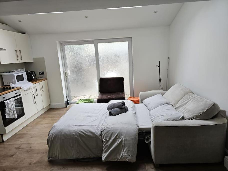 Beautiful Garden Flat Near Central London Bagian luar foto